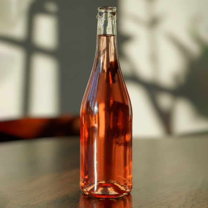 Transparent glasflaska 750ml för drycker och livsmedel