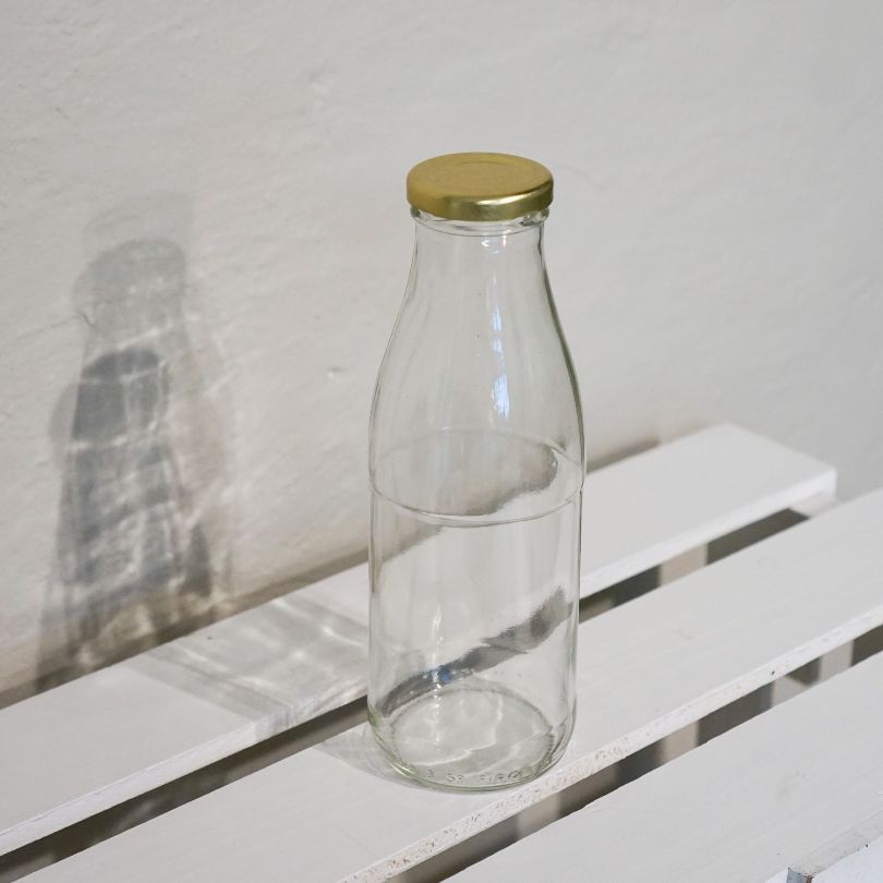 glasflaska 500 ml med skruvkork för drycker och livsmedel