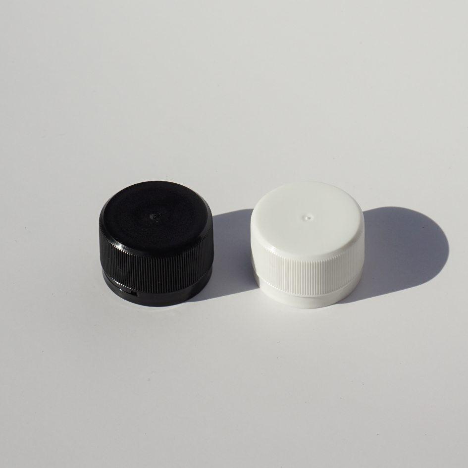 Vit och svart kapsyl ROPP 28 mm