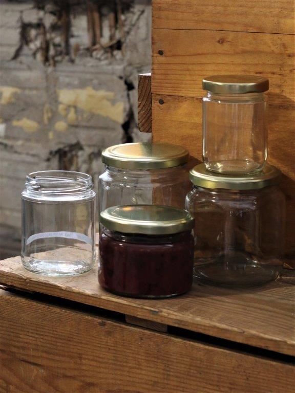 Glass jars with lids - in different sizes